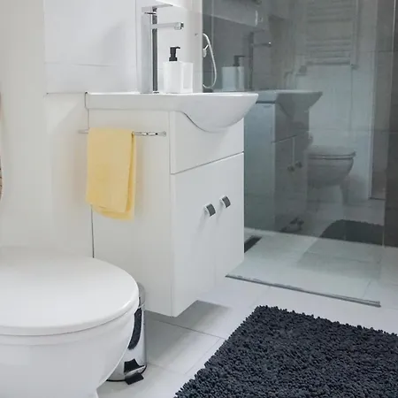 דירה 7 Min From Center - Stecop 3 -central-unique-qb