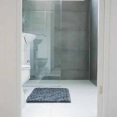 7 Min From Center - Stecop 3 -central-unique-qb