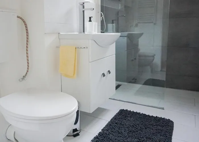 Apartamento 7 Min From Center - Stecop 3 -central-unique-qb