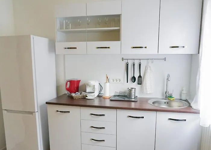 7 Min From Center - Stecop 3 -central-unique-qb *